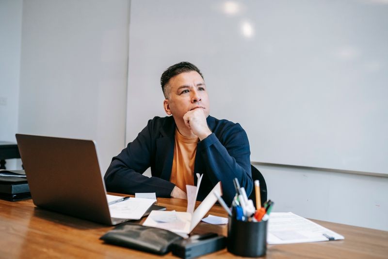 insegurança no trabalho, síndrome do impostor, autoconfiança profissional